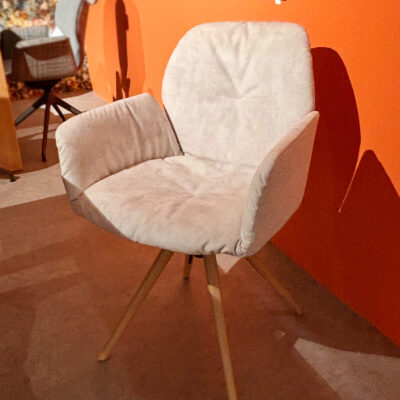Stuhl TL 1875 in Ecru & Beige – Moderner Esszimmerstuhl
